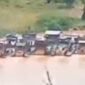 Tim investigasi awak media menemukan keberadaan puluhan mesin sedot emas yang beroperasi di aliran sungai Desa Nanga Biang, Kecamatan Kapuas, Kabupaten Sanggau, pada Minggu (14/9/2025).