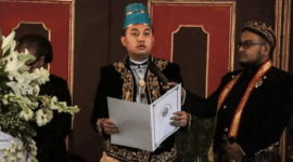 Pelantikan Raja Surakarta di Tengah Konflik