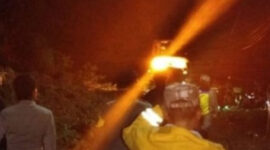 Jalur Bungbulang-Caringin Garut Lumpuh Total, Tebing 7 Meter Tutup Jalan Datar Awi
