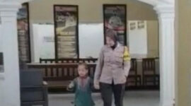 Santri Ayup Kabur Rindu Ayah, Polwan Polsek Parung Antar Kembali ke Pesantren