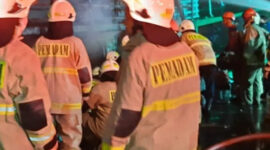 Korsleting Mesin Diduga Picu Kebakaran Kapal di Muara Baru, Kerugian Capai Rp500 Juta